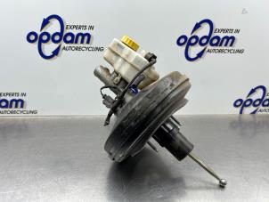 Gebruikte Rembekrachtiger Skoda Fabia III Combi (NJ5) 1.0 TSI 12V Prijs € 150,00 Margeregeling aangeboden door Gebr Opdam B.V.