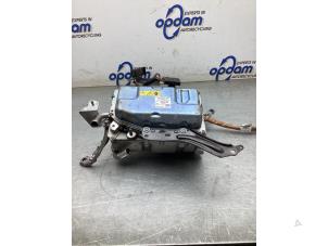 Gebruikte Omvormer Mercedes E (W213) E-300 e 2.0 Turbo 16V Prijs € 1.210,00 Inclusief btw aangeboden door Gebr Opdam B.V.