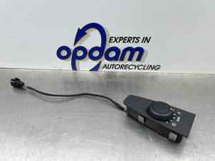 Gebruikte Schakelaar Kachel Citroen C4 Picasso (UD/UE/UF) 1.6 HDiF 16V 110 Prijs € 25,00 Margeregeling aangeboden door Gebr Opdam B.V.