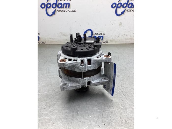 Gebruikte Alternator Renault Megane IV Estate (RFBK) 1.5 Energy dCi 110 Prijs € 50,00 Margeregeling aangeboden door Gebr Opdam B.V.