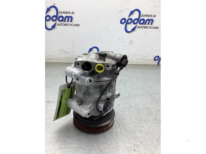 Gebruikte Aircopomp Renault Megane IV Estate (RFBK) 1.5 Energy dCi 110 Prijs € 125,00 Margeregeling aangeboden door Gebr Opdam B.V.