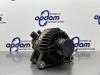 Dynamo van een Peugeot 208 I (CA/CC/CK/CL), 2012 / 2019 1.2 Vti 12V PureTech 82, Hatchback, Benzine, 1.199cc, 60kW (82pk), FWD, EB2F; HMZ, 2012-03 / 2019-12, CAHMZ; CCHMZ 2012