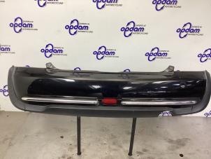 Gebruikte Achterbumper BMW Mini One/Cooper (R50) 1.6 16V One Prijs € 100,00 Margeregeling aangeboden door Gebr Opdam B.V.
