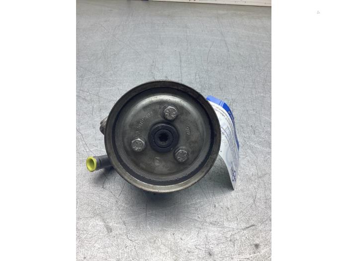 Gebruikte Servopomp Fiat Doblo Cargo (263) 1.3 D Multijet Prijs € 80,00 Margeregeling aangeboden door Gebr Opdam B.V.
