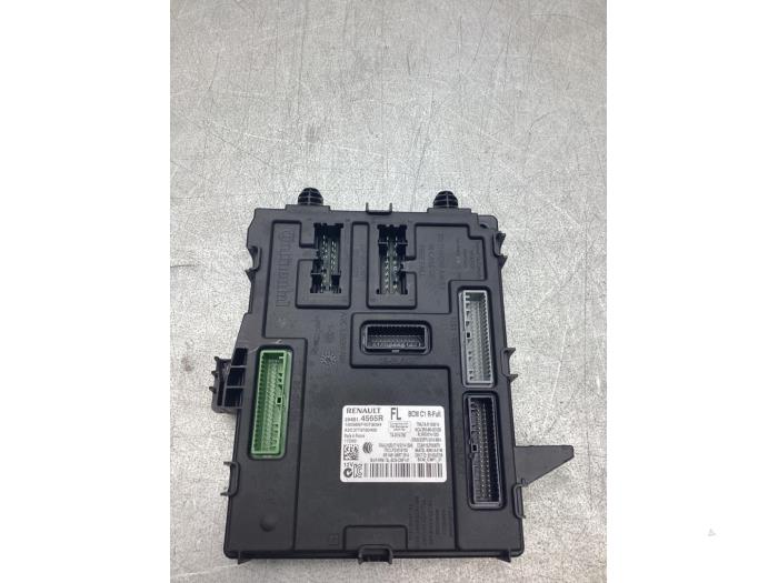 Gebruikte Module Bodycontrol Renault Megane IV Estate (RFBK) 1.5 Energy dCi 110 Prijs € 150,00 Margeregeling aangeboden door Gebr Opdam B.V.