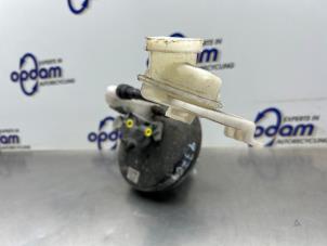 Gebruikte Rembooster Ford Fiesta 6 (JA8) 1.0 EcoBoost 12V 100 Prijs € 125,00 Margeregeling aangeboden door Gebr Opdam B.V.