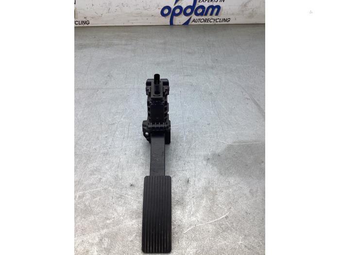 Gebruikte Gaspedaalpositie Sensor Mercedes A (177.0) 1.3 A-160 Turbo 16V Prijs € 50,00 Margeregeling aangeboden door Gebr Opdam B.V.