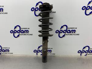 Gebruikte Mac Phersonpoot links-voor Seat Altea XL (5P5) 1.4 TSI 16V Prijs € 50,00 Margeregeling aangeboden door Gebr Opdam B.V.