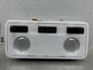 Gebruikte Binnenverlichting voor Toyota Yaris III (P13) 1.5 16V Hybrid Prijs € 30,00 Margeregeling aangeboden door Gebr Opdam B.V.