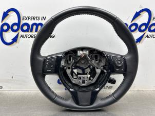 Gebruikte Stuurwiel Toyota Yaris III (P13) 1.5 16V Hybrid Prijs € 125,00 Margeregeling aangeboden door Gebr Opdam B.V.
