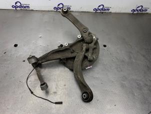 Gebruikte Fusee rechts-voor BMW 5 serie (F10) 535d 24V Prijs € 150,00 Margeregeling aangeboden door Gebr Opdam B.V.