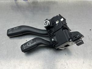 Gebruikte Pinker Schakelaar Audi A3 Sportback (8PA) 2.0 FSI 16V Prijs € 40,00 Margeregeling aangeboden door Gebr Opdam B.V.