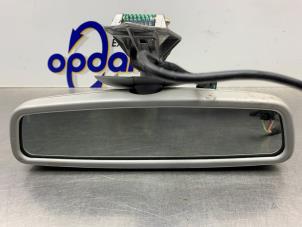 Gebruikte Spiegel binnen Mercedes E (W211) 3.0 E-280 V6 24V Prijs € 50,00 Margeregeling aangeboden door Gebr Opdam B.V.