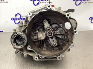 Gebruikte Versnellingsbak Volkswagen Touran (1T1/T2) 1.6 Prijs € 550,00 Margeregeling aangeboden door Gebr Opdam B.V.