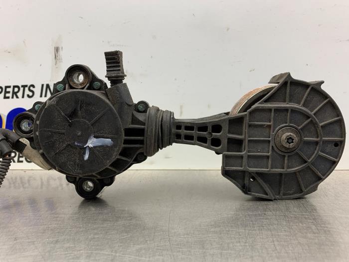 Gebruikte Spanner multiriem Mini Mini (R56) 1.6 16V Cooper Prijs € 40,00 Margeregeling aangeboden door Gebr Opdam B.V.