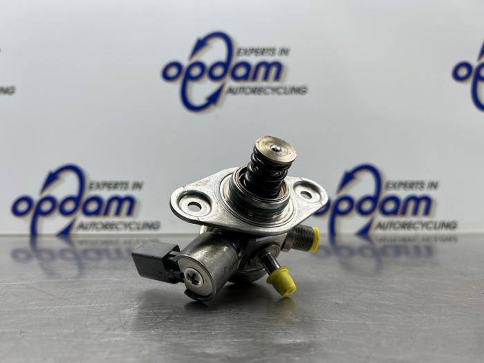 Gebruikte Hogedrukpomp Mercedes A (W176) 1.6 A-180 16V Prijs € 125,00 Margeregeling aangeboden door Gebr Opdam B.V.