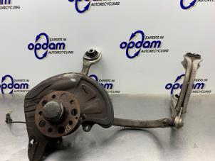 Gebruikte Asschenkel links-voor Mercedes E (W211) 3.0 E-280 V6 24V Prijs € 200,00 Margeregeling aangeboden door Gebr Opdam B.V.