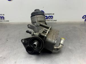 Gebruikte Oliefilterhuis Opel Astra J Sports Tourer (PD8/PE8/PF8) 1.7 CDTi 16V Prijs € 75,00 Margeregeling aangeboden door Gebr Opdam B.V.