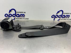 Gebruikte Veiligheidsgordel rechts-voor Mini Mini (R56) 1.6 16V Cooper Prijs € 50,00 Margeregeling aangeboden door Gebr Opdam B.V.