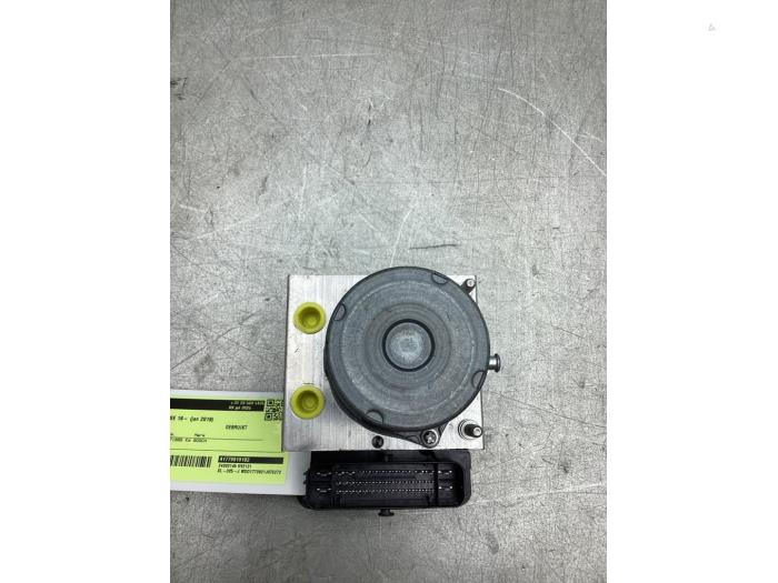 Gebruikte ABS Pomp Mercedes A (177.0) 1.3 A-160 Turbo 16V Prijs € 250,00 Margeregeling aangeboden door Gebr Opdam B.V.