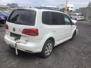 Gebruikte Portier 4Deurs rechts-achter Volkswagen Touran (1T3) 1.6 TDI 16V Prijs € 150,00 Margeregeling aangeboden door Gebr Opdam B.V.