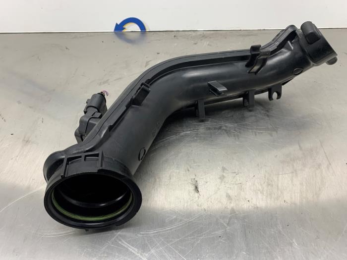 Gebruikte Intercooler Buis Volkswagen Golf VI (5K1) 1.4 TSI 122 16V Prijs € 40,00 Margeregeling aangeboden door Gebr Opdam B.V.