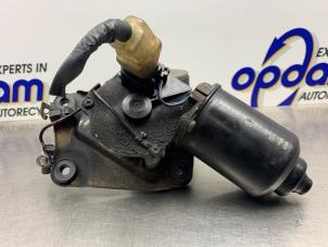 Gebruikte Ruitenwissermotor voor Suzuki Ignis (FH) 1.3 16V Prijs € 30,00 Margeregeling aangeboden door Gebr Opdam B.V.