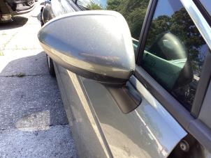 Gebruikte Buitenspiegel rechts Opel Astra K Sports Tourer 1.0 Turbo 12V Prijs € 175,00 Margeregeling aangeboden door Gebr Opdam B.V.