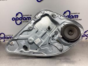 Gebruikte Ruitmechaniek 4Deurs links-achter Ford Focus C-Max 1.8 16V Prijs € 40,00 Margeregeling aangeboden door Gebr Opdam B.V.