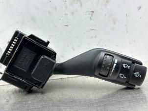 Gebruikte Ruitenwis Schakelaar Ford Kuga I 2.0 TDCi 16V 4x4 Prijs € 25,00 Margeregeling aangeboden door Gebr Opdam B.V.