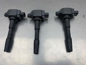 Gebruikte Bobine Renault Captur (2R) 0.9 Energy TCE 12V Prijs € 50,00 Margeregeling aangeboden door Gebr Opdam B.V.