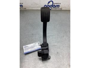 Gebruikte Gaspedaalpositie Sensor Peugeot 308 SW (L4/L9/LC/LJ/LR) 1.2 12V e-THP PureTech 130 Prijs € 30,00 Margeregeling aangeboden door Gebr Opdam B.V.