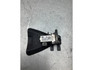 Gebruikte Camera voorzijde BMW 3 serie Touring (F31) 330d xDrive 3.0 24V Prijs € 200,00 Margeregeling aangeboden door Gebr Opdam B.V.