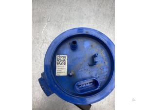 Gebruikte Benzinepomp Volkswagen Tiguan (AD1) 1.5 TSI 16V Prijs € 100,00 Margeregeling aangeboden door Gebr Opdam B.V.