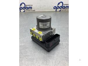 Gebruikte ABS Pomp Hyundai Tucson (TL) 1.7 CRDi 16V 2WD Prijs € 175,00 Margeregeling aangeboden door Gebr Opdam B.V.