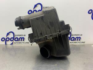 Gebruikte Luchtfilterhuis Kia Cee'd (EDB5) 1.4 CVVT 16V Prijs € 50,00 Margeregeling aangeboden door Gebr Opdam B.V.