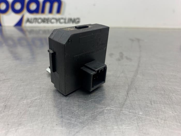 Gebruikte Immobiliser module Kia Cee'd (EDB5) 1.4 CVVT 16V Prijs € 30,00 Margeregeling aangeboden door Gebr Opdam B.V.