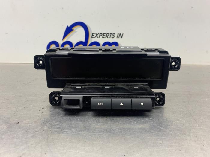 Gebruikte Display Interieur Kia Cee'd (EDB5) 1.4 CVVT 16V Prijs € 40,00 Margeregeling aangeboden door Gebr Opdam B.V.