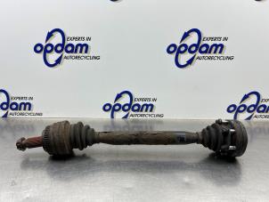 Gebruikte Steekas links-achter BMW Z4 Roadster (E85) 3.0 24V Prijs € 125,00 Margeregeling aangeboden door Gebr Opdam B.V.