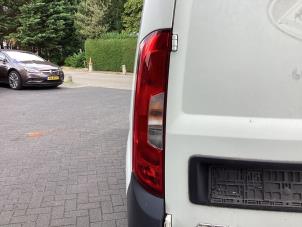 Gebruikte Achterlicht links Fiat Doblo Cargo (263) 1.6 D Multijet Prijs € 50,00 Margeregeling aangeboden door Gebr Opdam B.V.