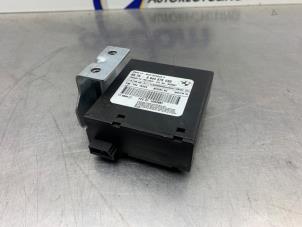 Gebruikte Alarm module BMW Z4 Roadster (E85) 3.0 24V Prijs € 25,00 Margeregeling aangeboden door Gebr Opdam B.V.