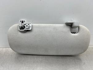 Gebruikte Zonneklep Mini Mini (R56) 1.6 16V Cooper S Prijs € 25,00 Margeregeling aangeboden door Gebr Opdam B.V.