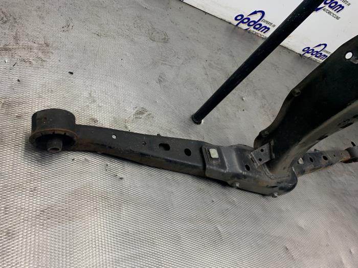 Cardan steun van een Subaru Forester (SG) 2.0 16V X 2007