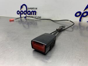 Gebruikte Veiligheidsgordel Insteek links-voor Mercedes B (W245) 1.7 B-170 16V Prijs € 30,00 Margeregeling aangeboden door Gebr Opdam B.V.