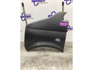 Gebruikte Scherm links-voor Volkswagen Transporter T5 2.0 TDI DRF Prijs € 150,00 Margeregeling aangeboden door Gebr Opdam B.V.