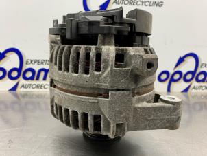Gebruikte Alternator Opel Astra H GTC (L08) 1.8 16V Prijs € 50,00 Margeregeling aangeboden door Gebr Opdam B.V.