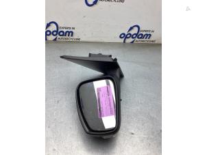 Gebruikte Spiegel Buiten links Renault Megane III Coupe (DZ) 1.4 16V TCe 130 Prijs € 80,00 Margeregeling aangeboden door Gebr Opdam B.V.