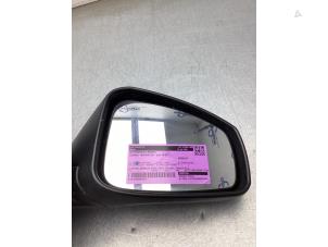 Gebruikte Spiegel Buiten rechts Renault Megane III Coupe (DZ) 1.4 16V TCe 130 Prijs € 80,00 Margeregeling aangeboden door Gebr Opdam B.V.