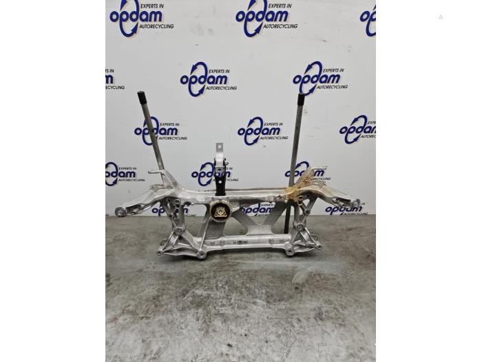 Gebruikte Subframe Volkswagen Golf VIII (CD1) 2.0 GTI 16V Prijs € 300,00 Margeregeling aangeboden door Gebr Opdam B.V.