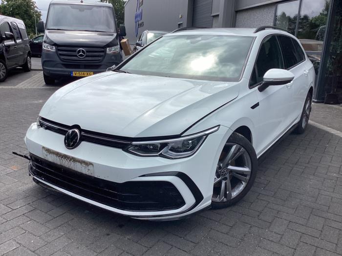Gebruikte Automaatbak Volkswagen Golf VIII Variant (GC5) 1.5 eTSI 16V Prijs € 2.500,00 Margeregeling aangeboden door Gebr Opdam B.V.